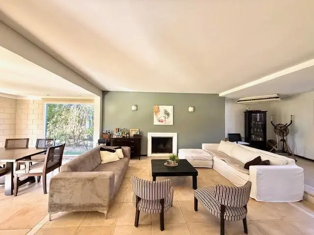 Casa en VENTA BC " LA RINCONADA " lote central , acceso impecable 2