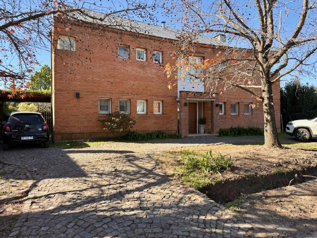 Casa en VENTA BC " LA RINCONADA " lote central , acceso impecable