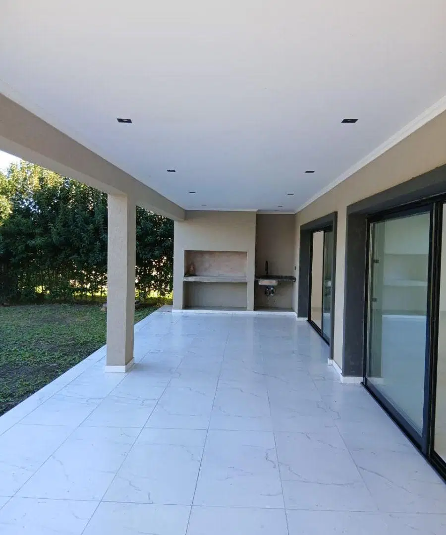 CASA EN VENTA 4 DORMITORIOS +ESCRITORIO EN SAN PABLO 3