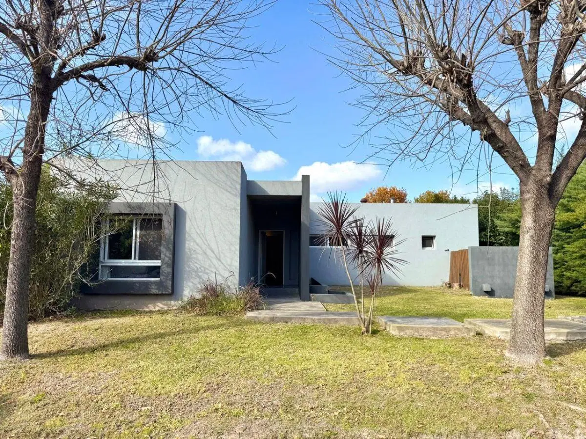 CASA EN VENTA PLANTA BAJA 4
