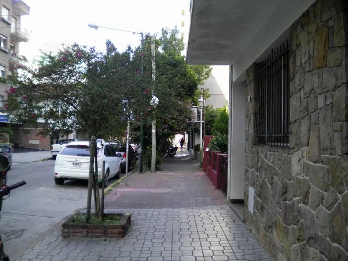 Departamento de 2 ambientes en planta baja al frente 2
