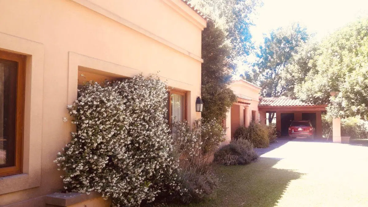 Casa de 346 m² con 5 dormitorios en venta en El Solar de Capilla 4