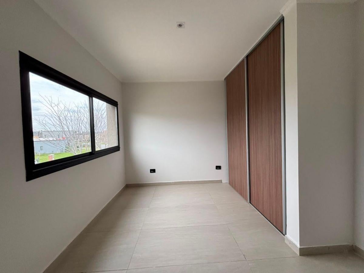 Foto de CASA EN B°SAN PABLO ,4 DORMITORIOS, imagen 4