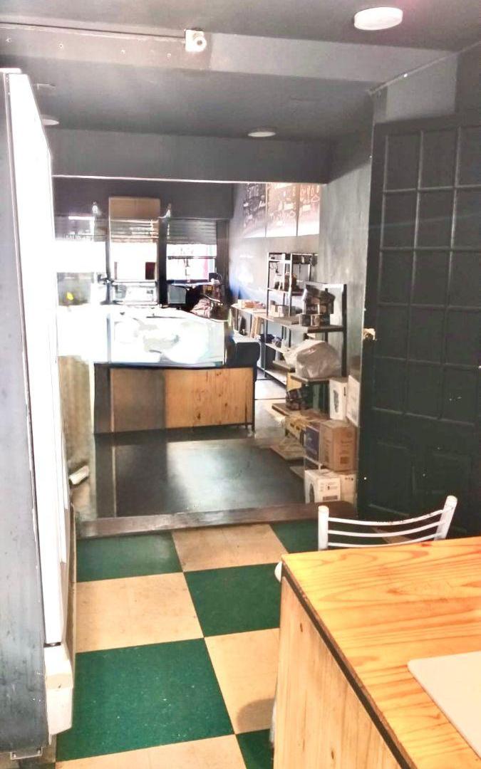 Foto de Local comercial de 104 m² cubiertos en alquiler en Martínez, imagen 3