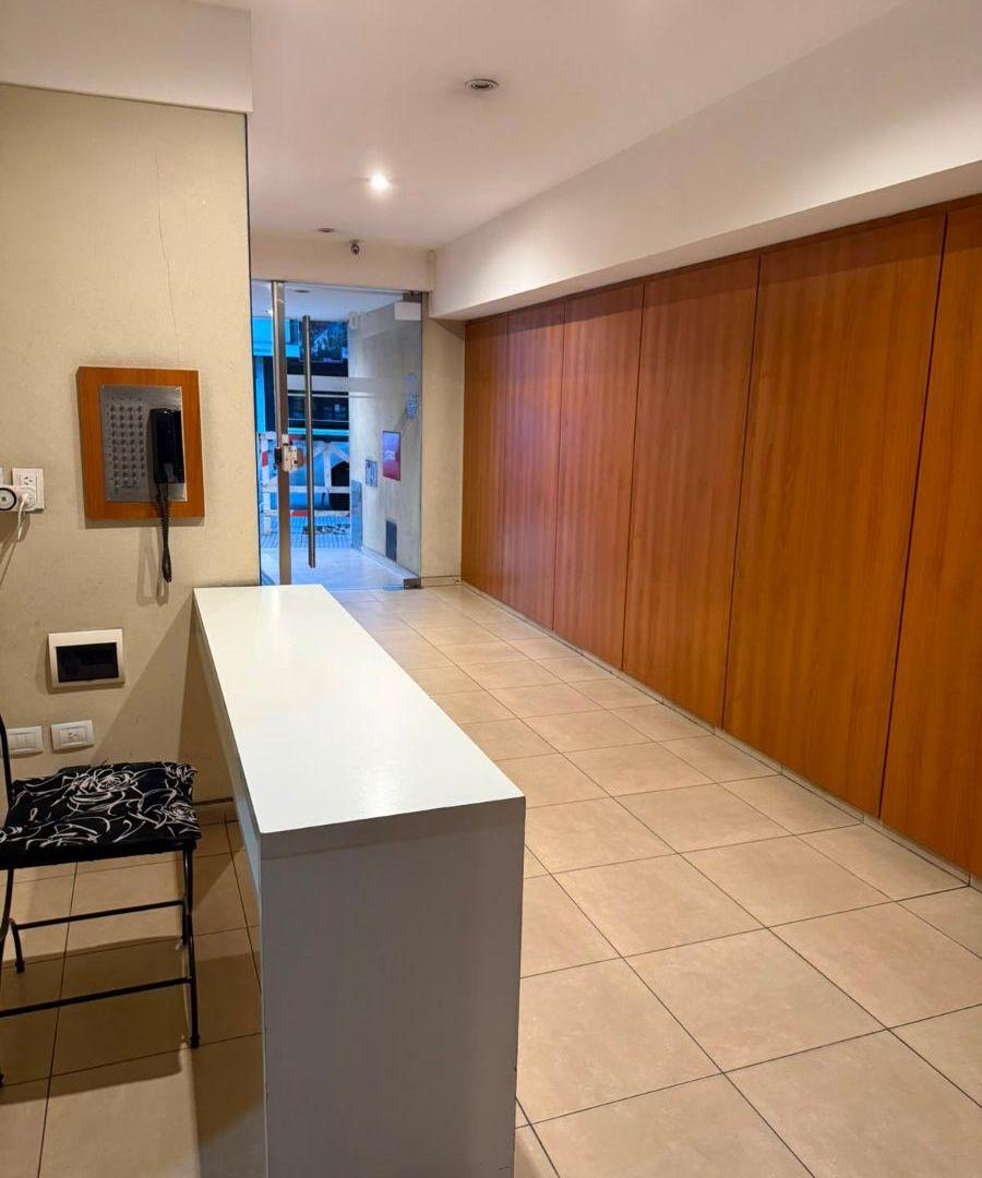 Foto de Departamento de 41 m² con 1 dormitorio en venta en Parque Chacabuco, imagen 1