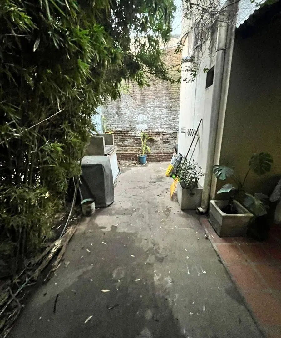 Casa con Lote Único Oportunidad Retasado 1