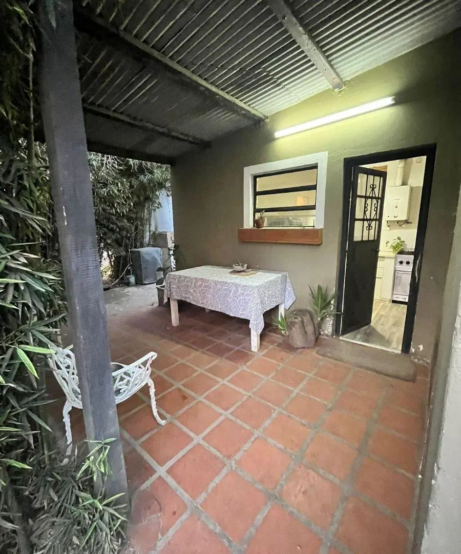 Casa con Lote Único Oportunidad Retasado 5