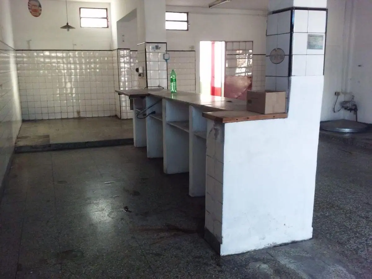 Local Comercial en Alquiler – 110 m² – Baño y Patio Propio 5