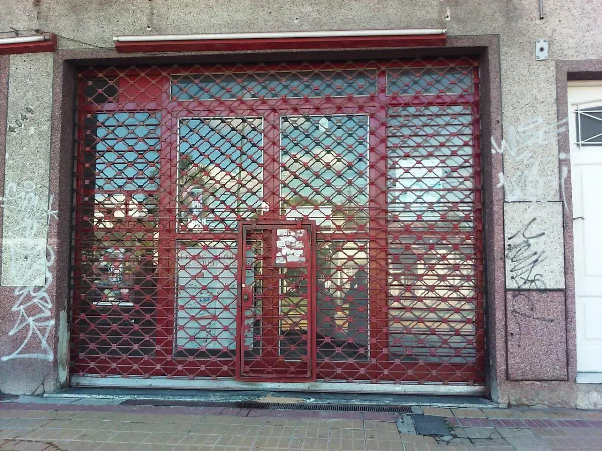 Local Comercial en Alquiler – 110 m² – Baño y Patio Propio 4