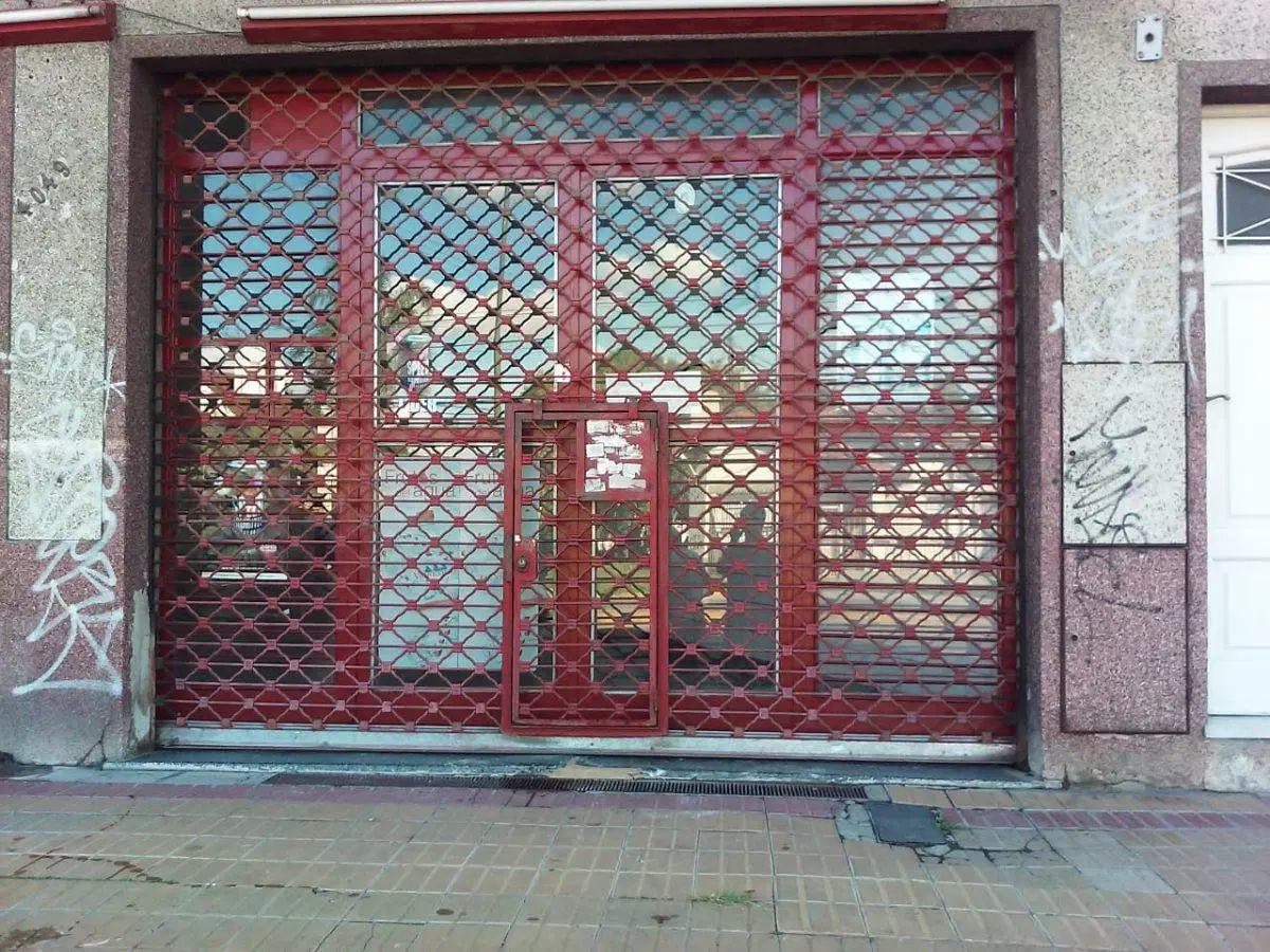 Local Comercial en Alquiler – 110 m² – Baño y Patio Propio 3