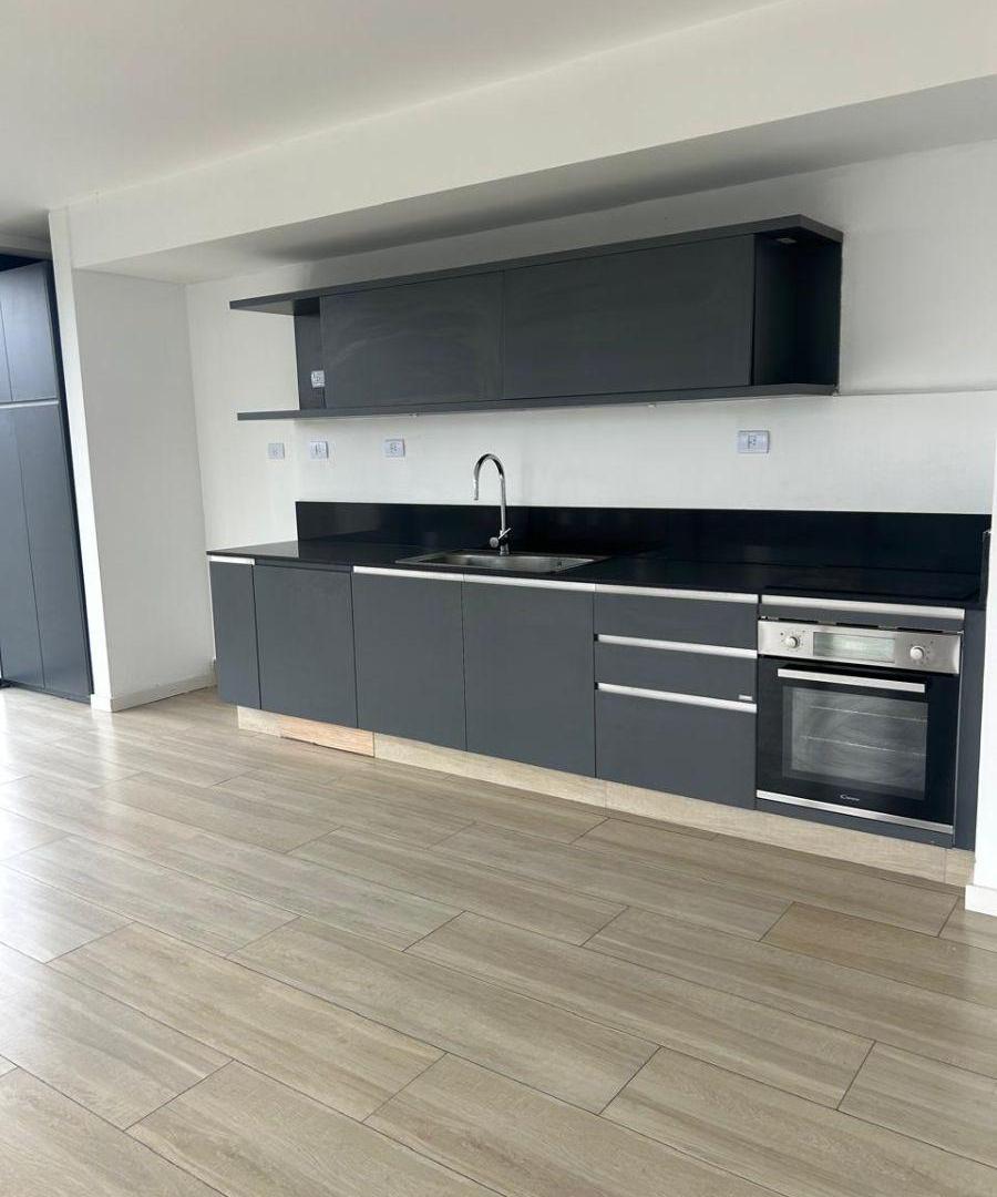 Foto de Excelente departamento de 3 ambientes con amenities y seguridad 24 hs, imagen 1