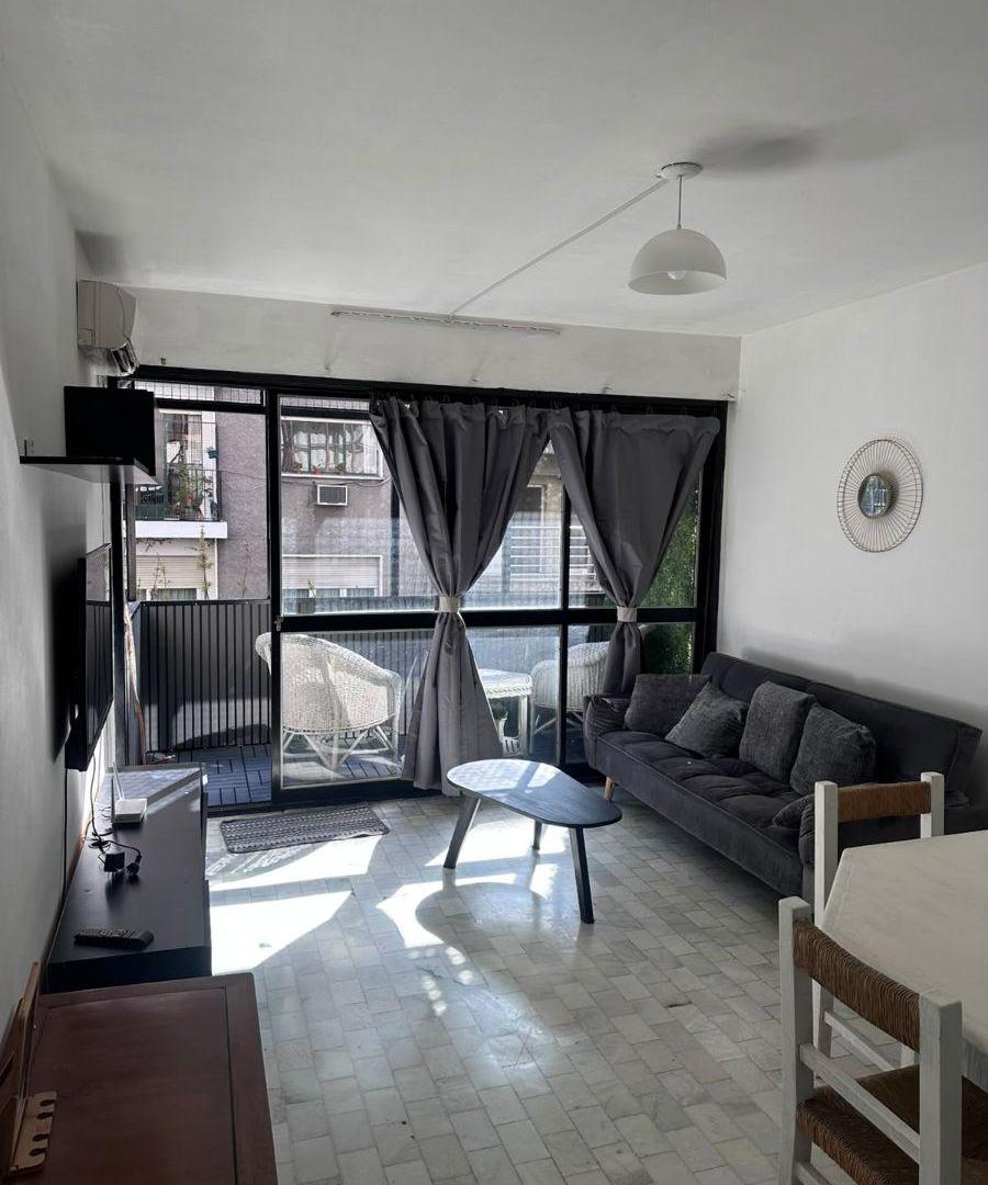Foto de Departamento de 60 m² con 2 dormitorios en venta en Barrio Norte, imagen 2