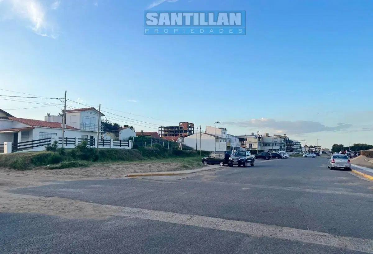 HERMOSO LOTE FRENTE AL MAR - MAR DEL TUYU 2