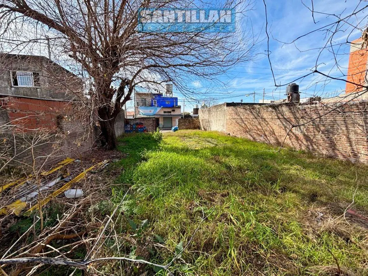 HERMOSO LOTE EN LAFERRERE 4