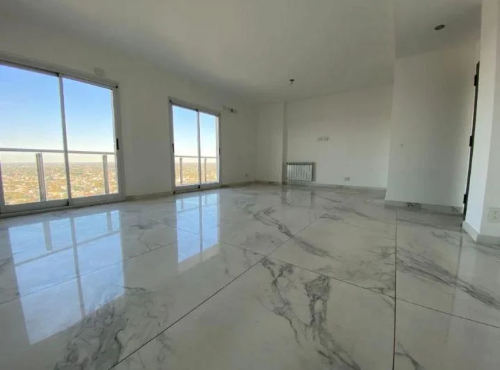 Almirante Brown 2900 de categoría/ piscina