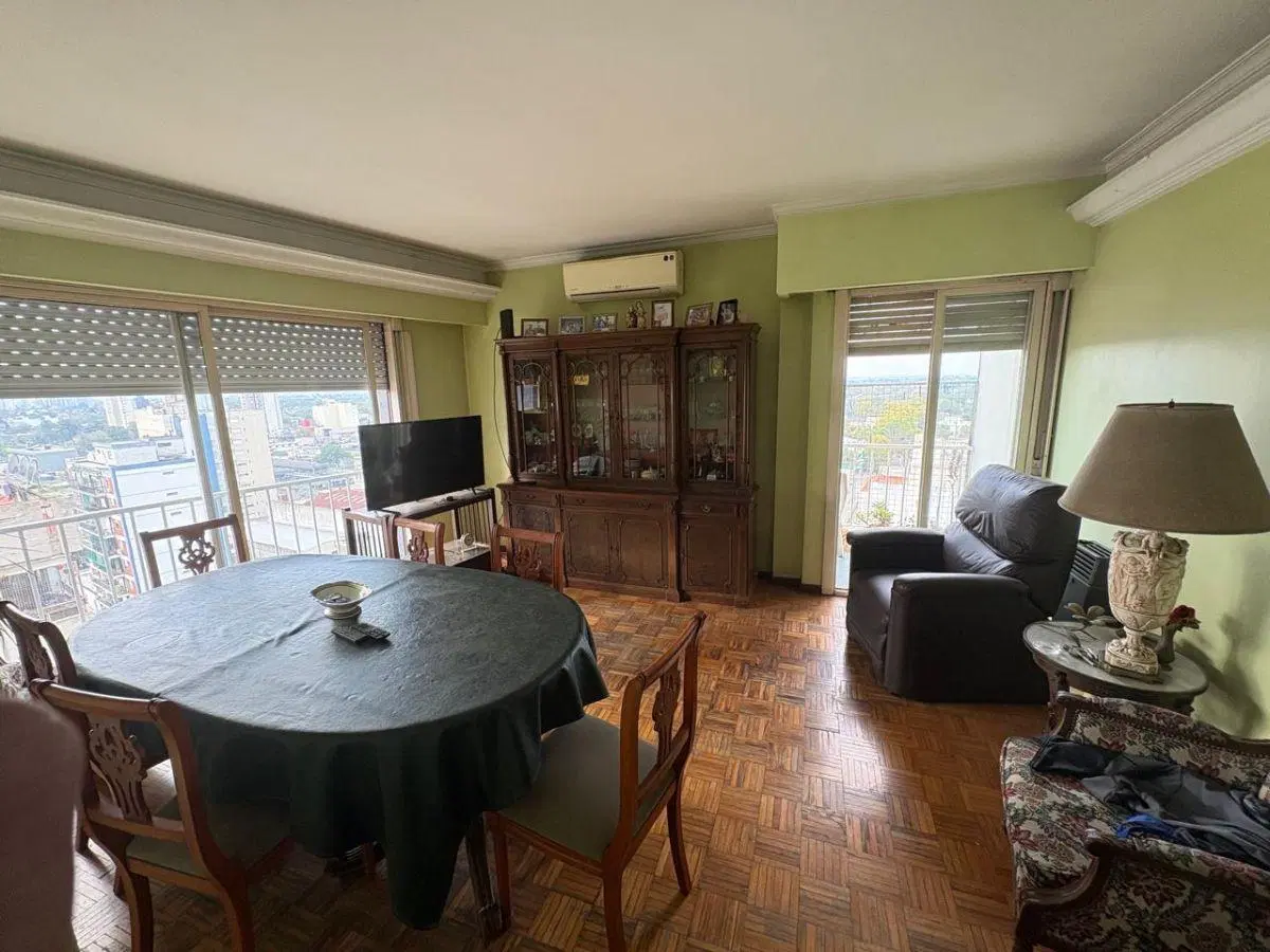DEPARTAMENTO 3 AMBIENTES CON DEPENDENCIAS FRENTE CON BALCON 3