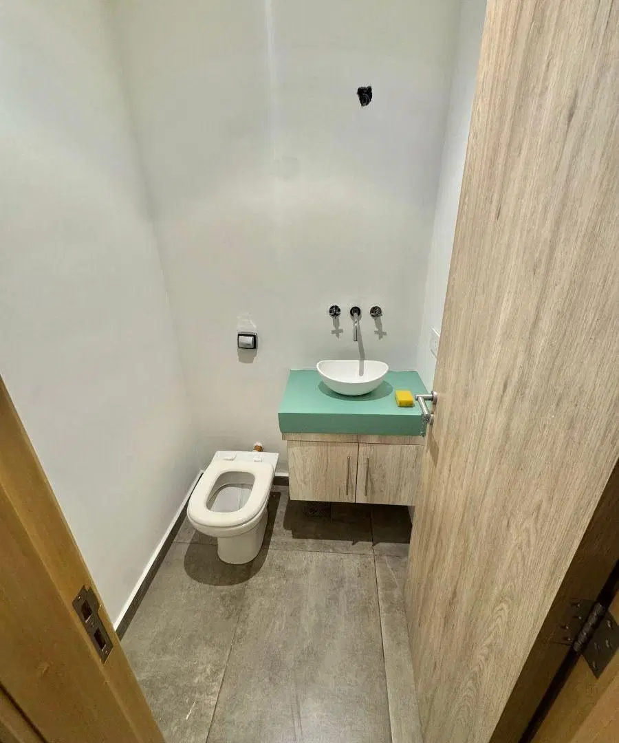 Alquilo Triplex de categoría con tres dormitorios, parrilla y piscina propia 5
