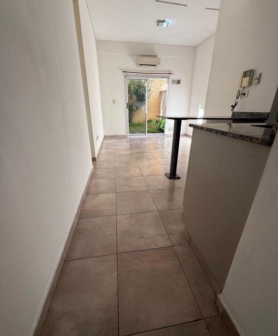 Foto de Alquilo Monoambiente con patio propio, imagen 1