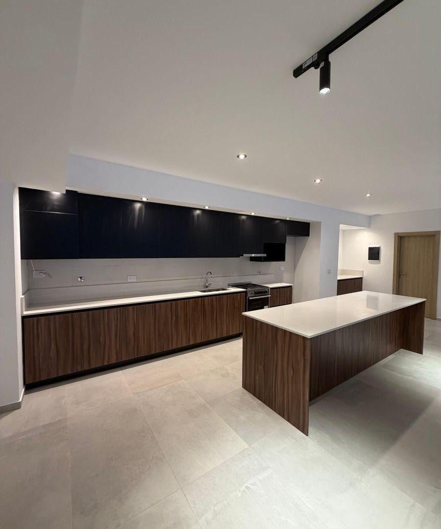 Foto de A estrenar con amenities Mitre 300 Lomitas, imagen 5