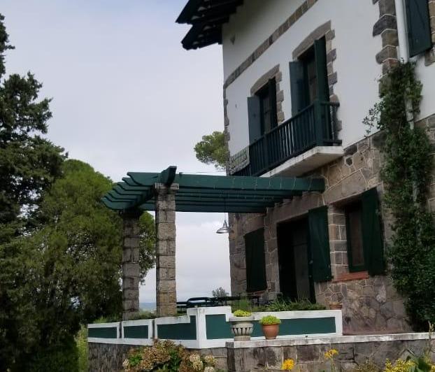 DUEÑO .CAPACIDAD 26 PERSONAS. DIVINA CASONA 5