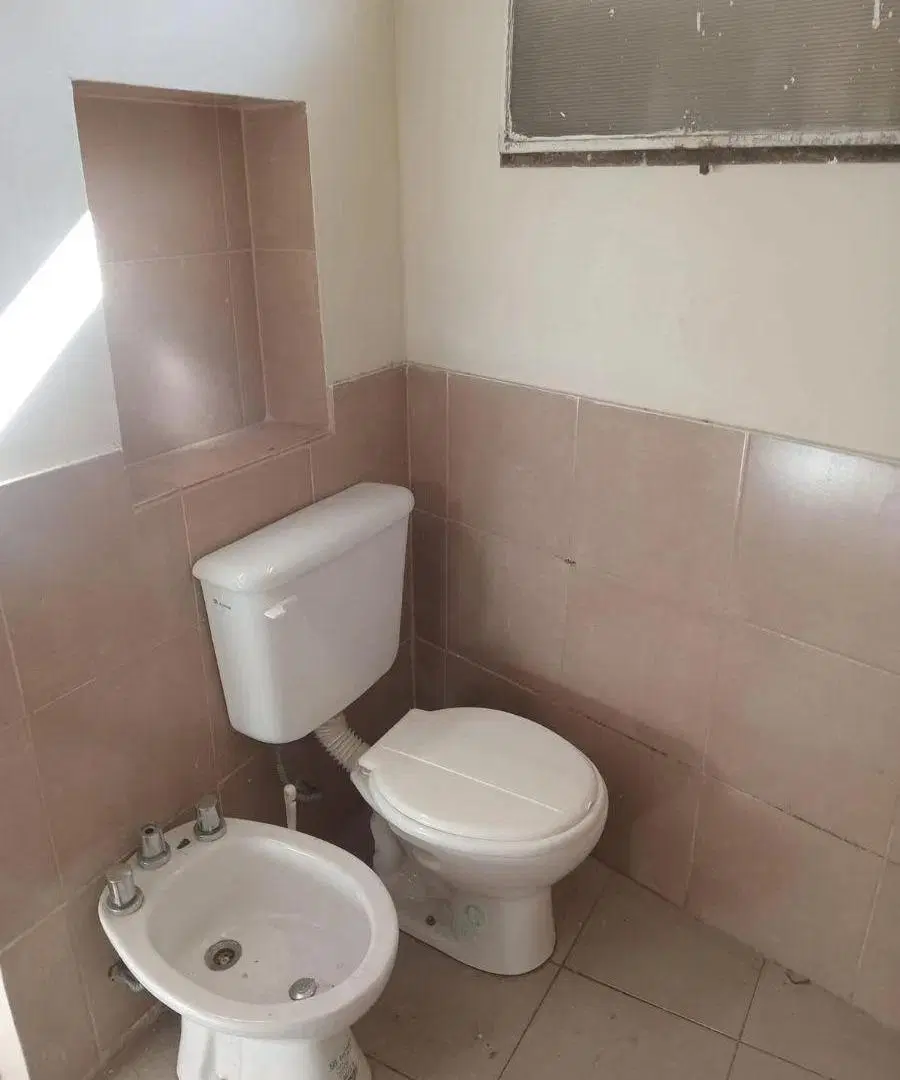 Departamento 1 Ambiente con Balcon, super Luminoso Apto Profesional Y/o Vivienda
EN ALQUILER 5