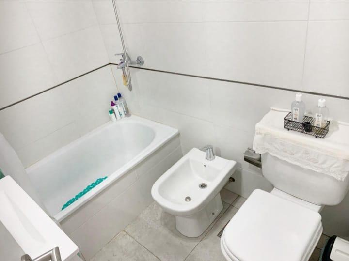 Foto de Excelente DEPARTAMENTO 2 AMBIENTES en TEMPERLEY, imagen 3