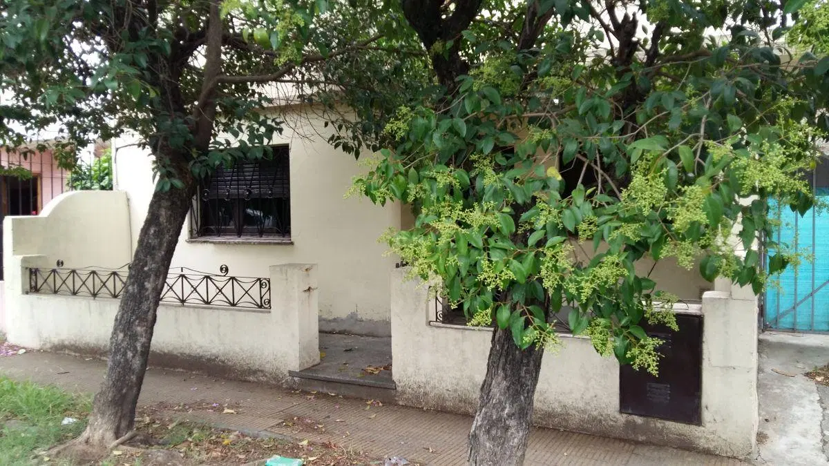 CASA 3 ambientes con GRAN GALPÓN de 120m2 2