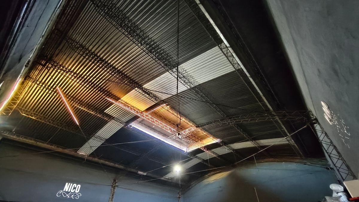 Foto de Amplio GALPÓN INTERNO en LOMAS DE ZAMORA, imagen 2
