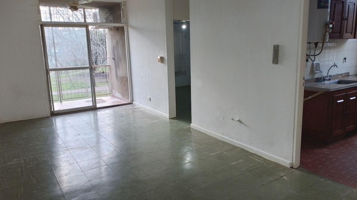 Departamento 2 ambientes en barrio DON ORIONE