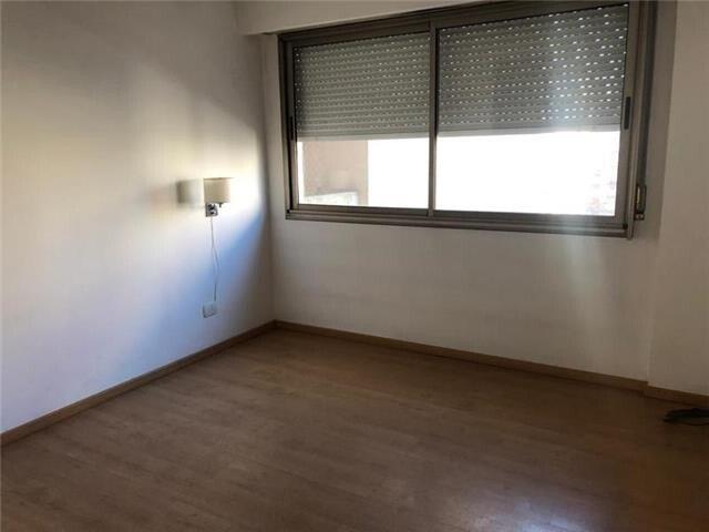 Departamento en Venta en Lomas de Zamora, G. B. a. Zona Sur, Argentina 4