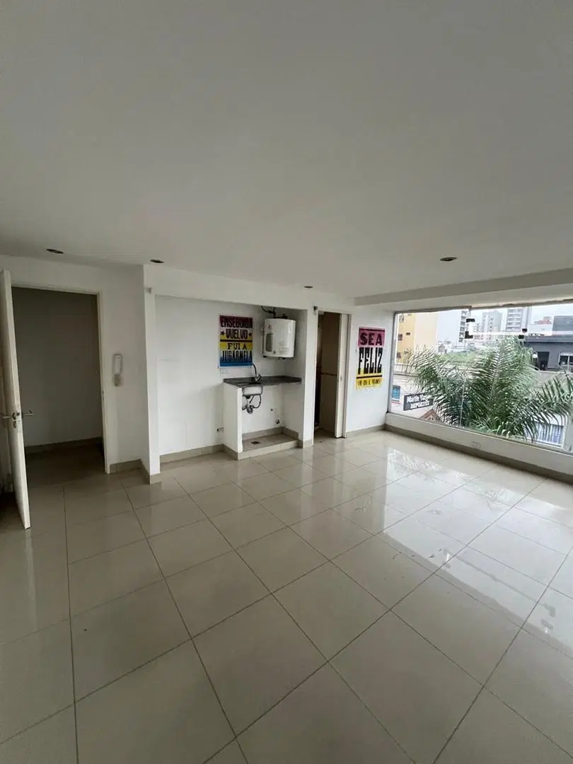 Local con oficinas en Venta en Lanús Este, Lanús, G.B.A. Zona Sur 4