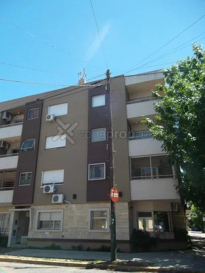Departamento  en Venta en Lomas de Zamora,  G.B.A. Zona Sur 2