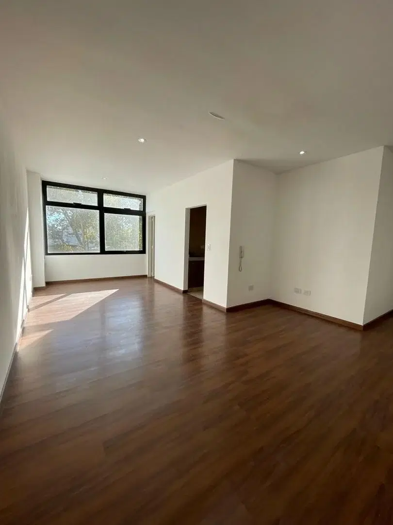 Oficina  en Venta en Lomas de Zamora,  G.B.A. Zona Sur 4
