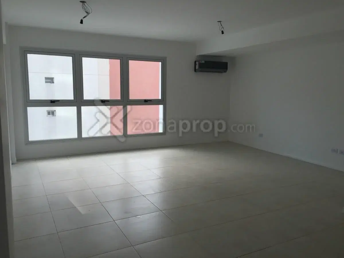 Oficina en Venta en Lomas de Zamora, G.B.A. Zona Sur 5