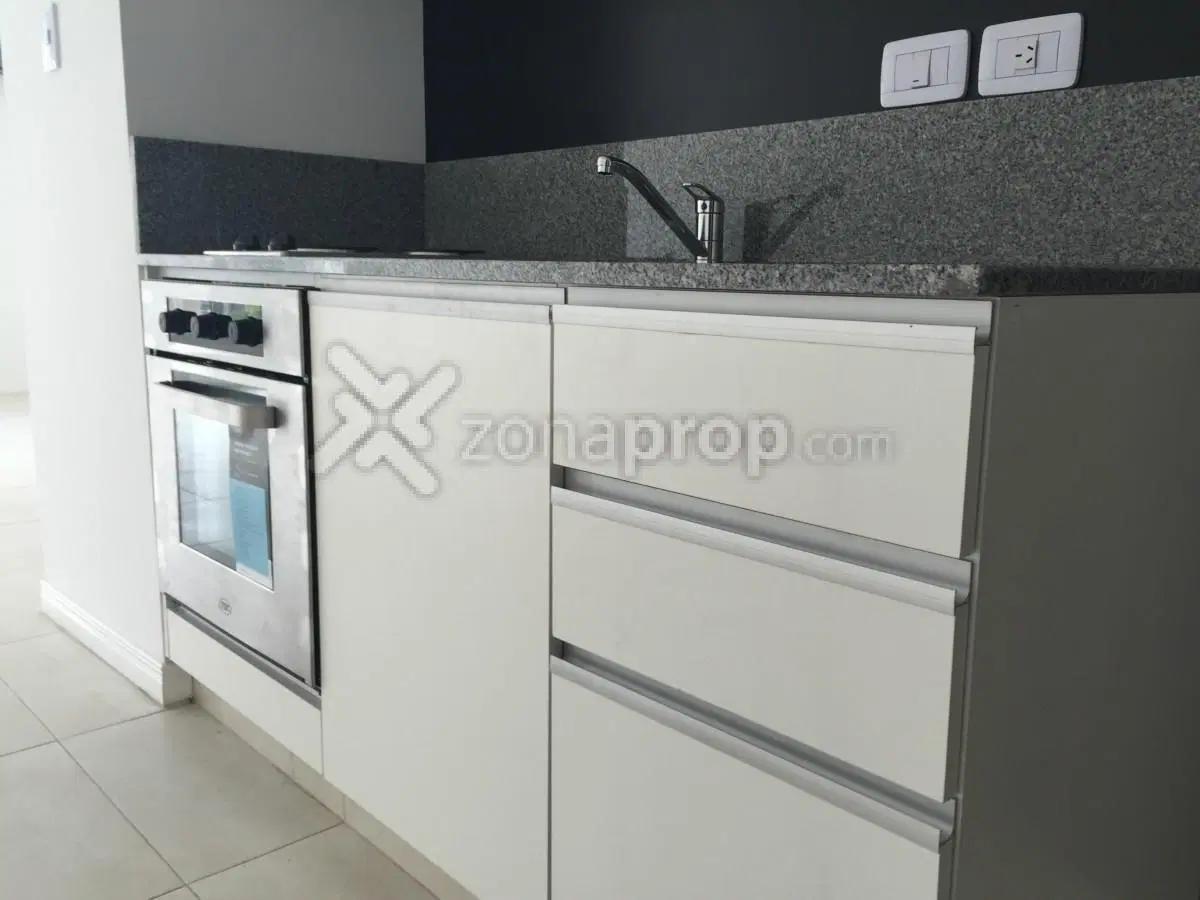 Oficina en Venta en Lomas de Zamora, G.B.A. Zona Sur 3