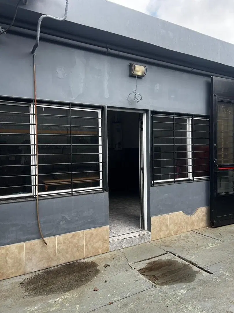 Depósito Galpón en Venta en Lomas de Zamora, G.B.A. Zona Sur, Argentina 2