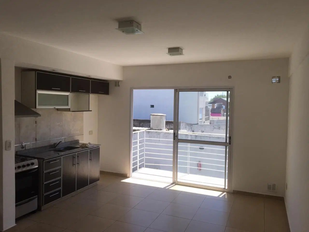 Departamento en Alquiler en Lomas de Zamora, G.B.A. Zona Sur 5
