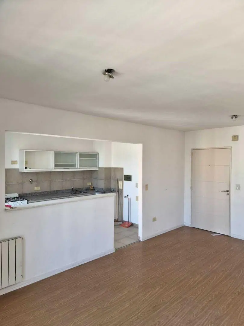 Departamento  en Venta en Lomas de Zamora, G.B.A. Zona Sur, Argentina 2