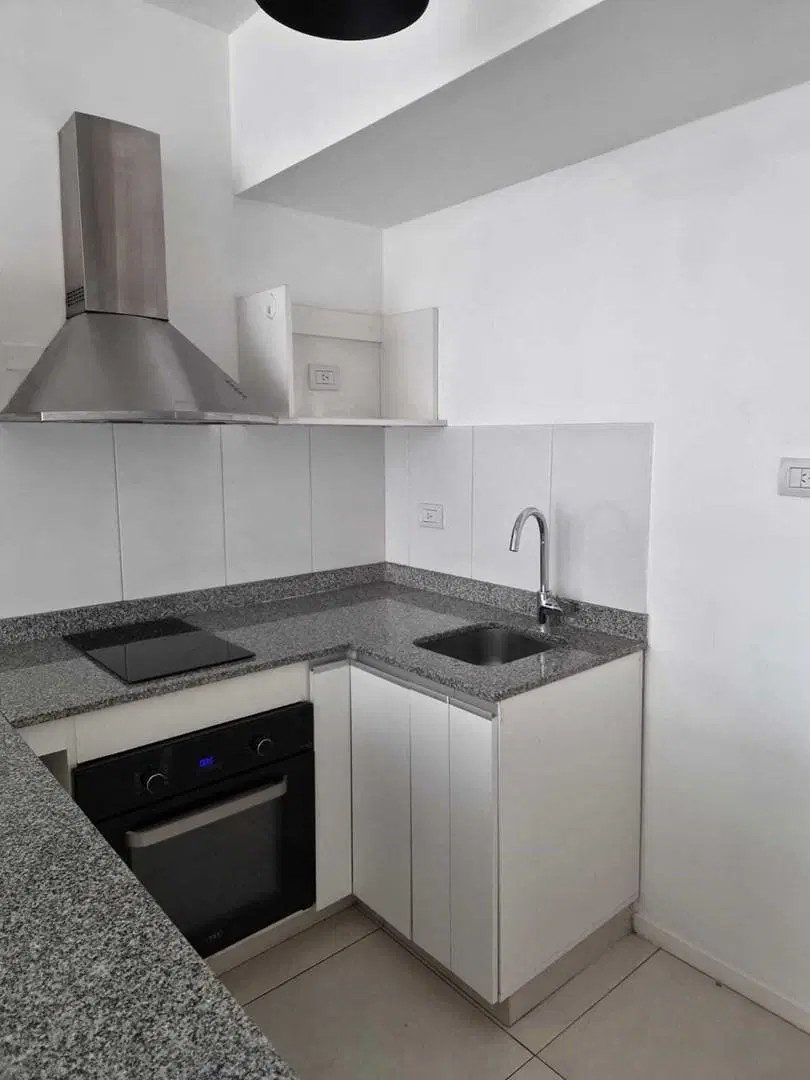 Departamento en Venta en Lomas de Zamora, G.B.A. Zona Sur, Argentina 5