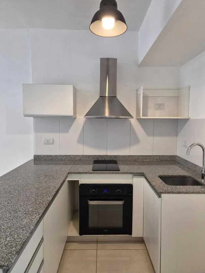 Departamento en Venta en Lomas de Zamora, G.B.A. Zona Sur, Argentina 1