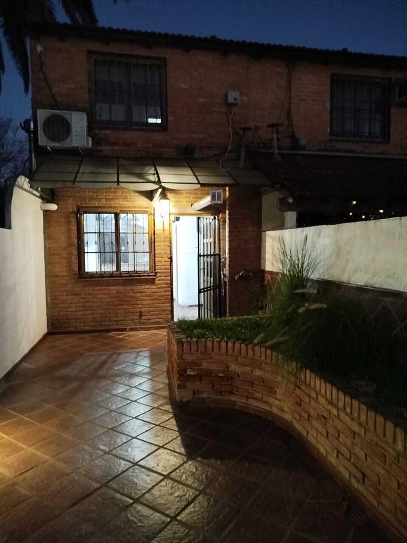 Foto de Casa Dúplex en Venta en Temperley, Lomas de Zamora, G.B.A. Zona Sur, imagen 5