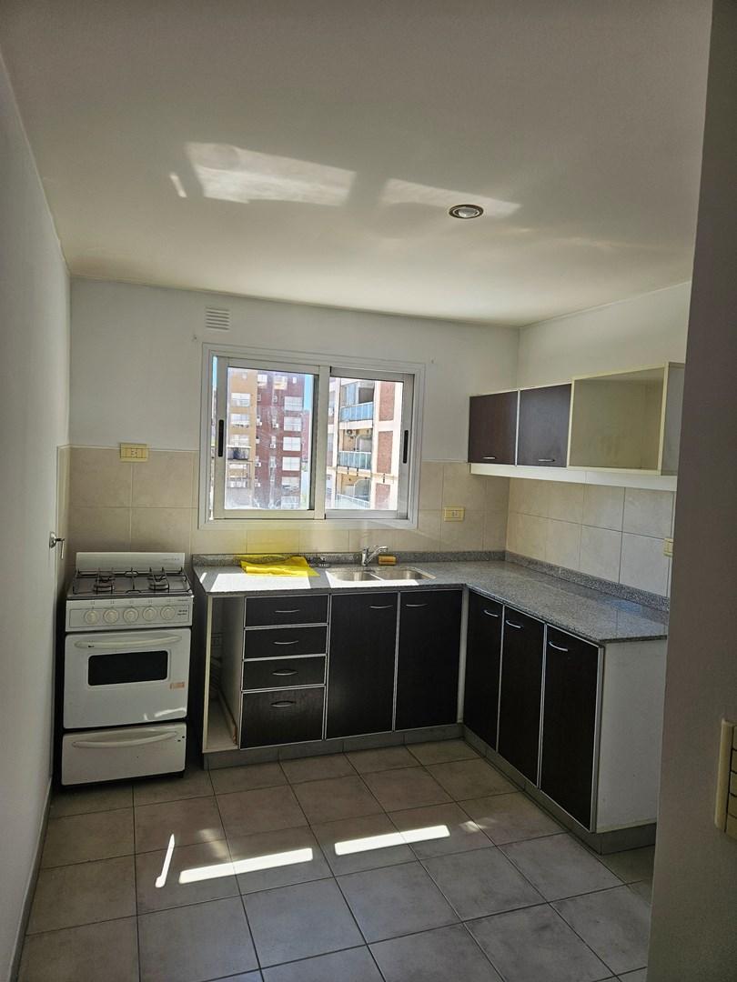Foto de Departamento en Venta en Lomas de Zamora, G.B.A. Zona Sur, imagen 1