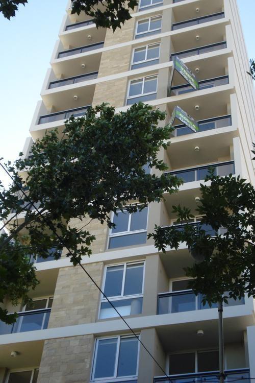 Foto de Departamento en Venta en Lomas de Zamora, G.B.A. Zona Sur, imagen 1