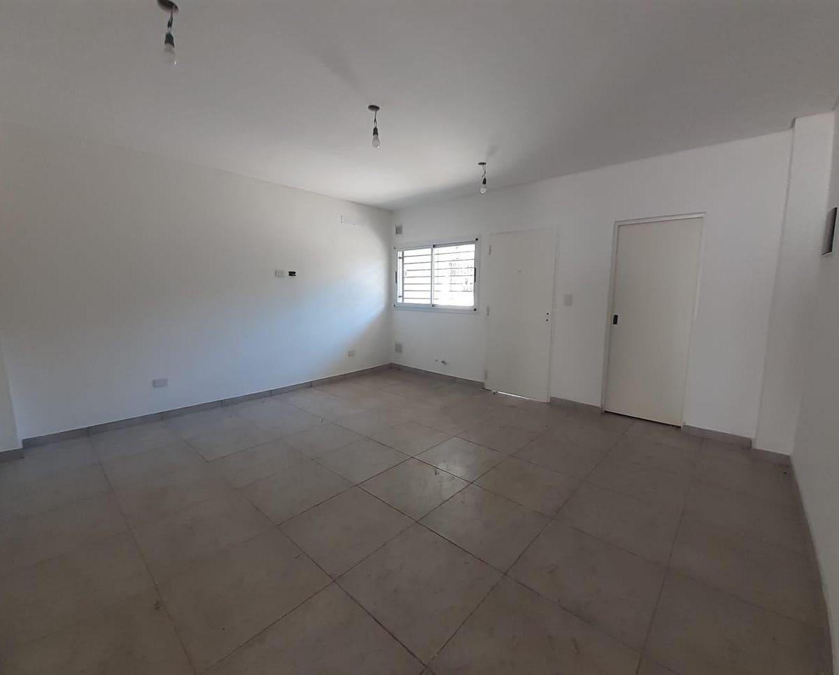 Venta Duplex con cochera en Barrio Parque Pellegrini III, Pilar