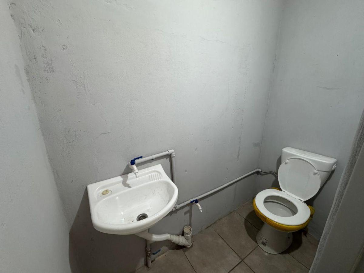 Foto de Alquiler local en Barrio Pellegrini, Pilar, imagen 5