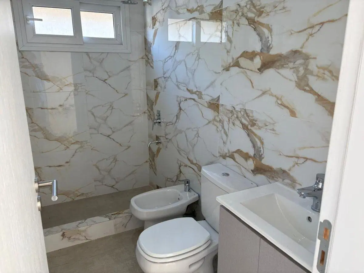 Alquiler/ Departamento de 3 Ambientes equipado con Aire Acondicionado, con Balcón Terraza, Parrilla 8