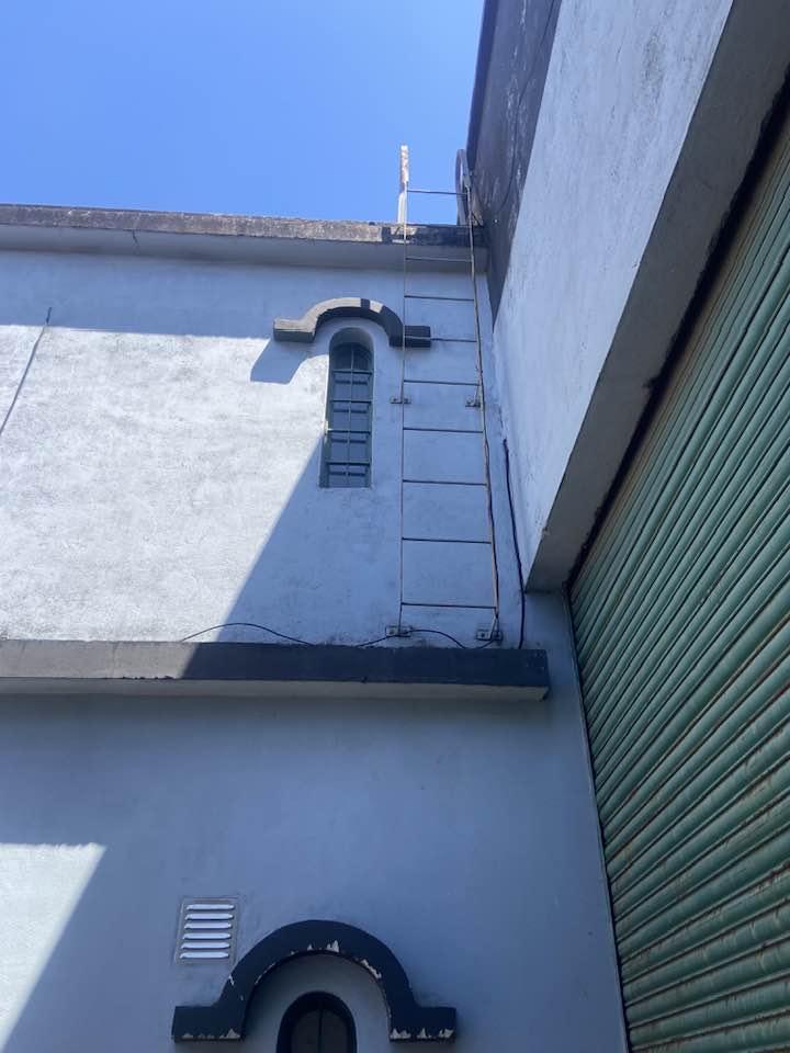 Edificio Comercial en Pompeya 2