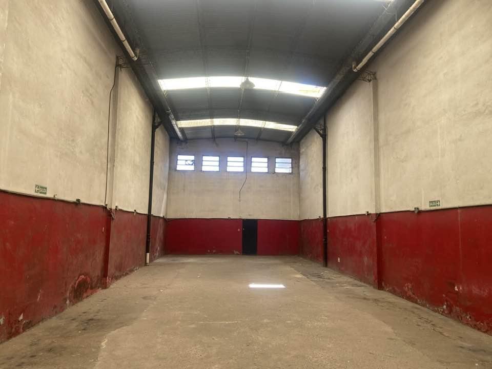 Edificio Comercial en Pompeya 3