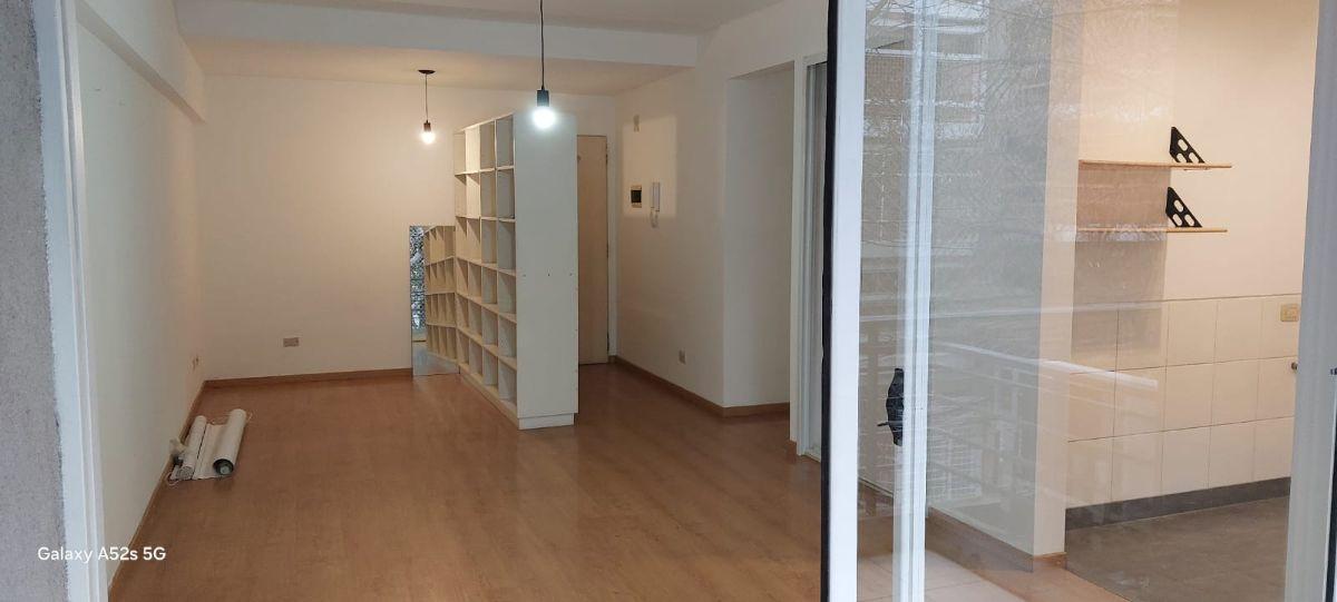 Foto de Excelente monoambiente al frente con balcon aterrazado cocina, imagen 5