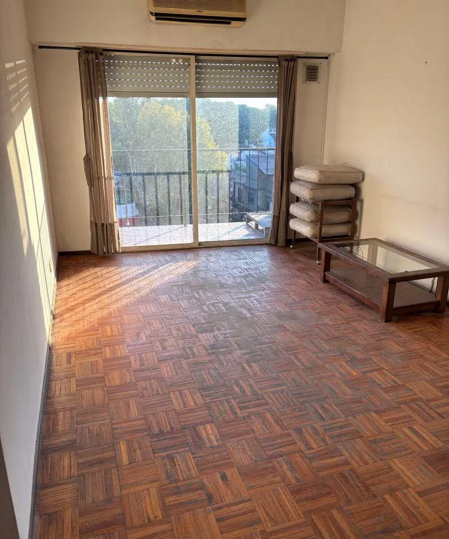 RESERVADO - Luminoso Departamento de Dos Ambientes en Vicente López 2